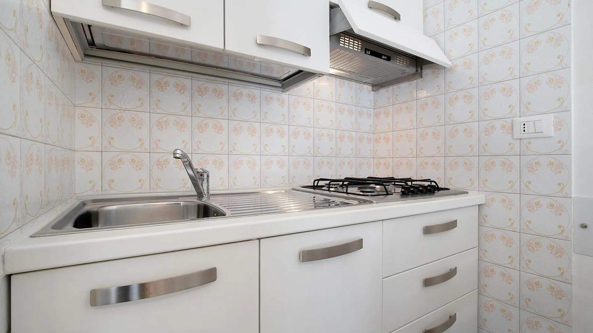 Condominio Lara A16 Τζεσόλο Λίντο 0*,  Ιταλία